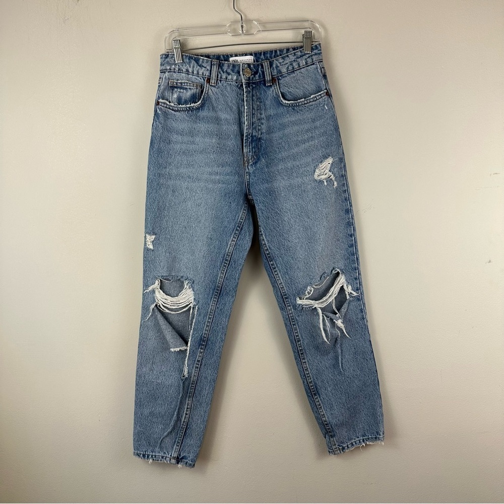 Zara | Light Wash Very Distressed Mom Jeans Size 6